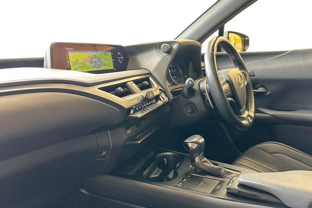 Lexus UX 250H 2.0 F-sport Cvt Takumi Pack White #5