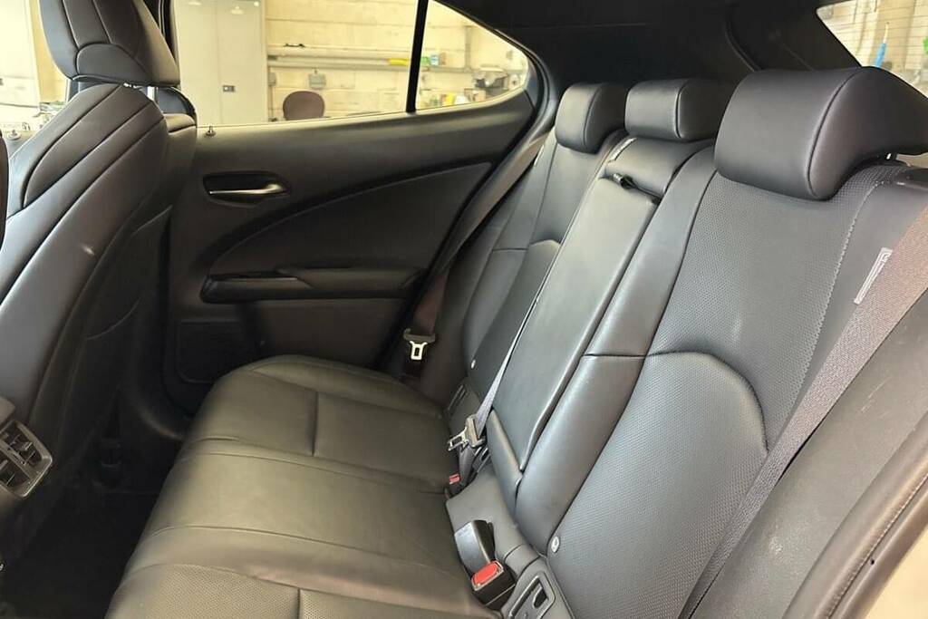 Lexus UX Suv 2.0 E-cvt Euro 6 Ss Black #15