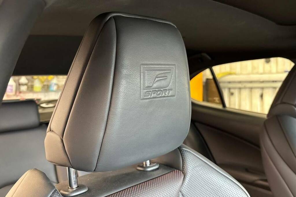 Lexus UX Suv 2.0 E-cvt Euro 6 Ss Black #20