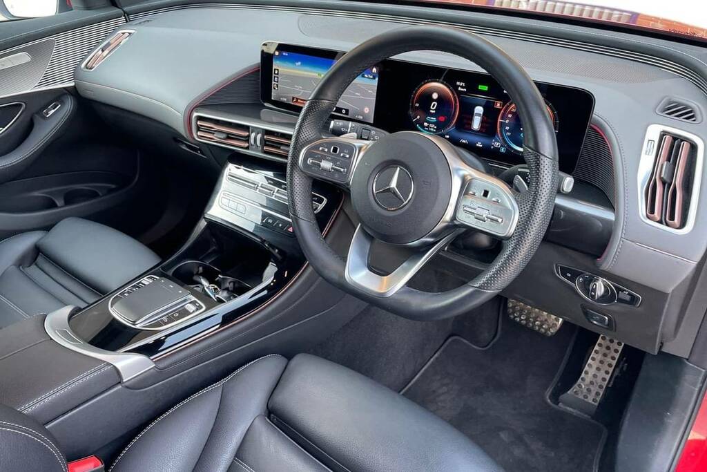 Mercedes-Benz EQC 400 300Kw Amg Line Edition 80Kwh KT73YHW Red #4