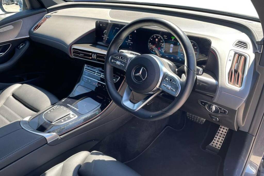 Mercedes-Benz EQC 400 300Kw Amg Line Premium 80Kwh KM73BVJ Grey #4