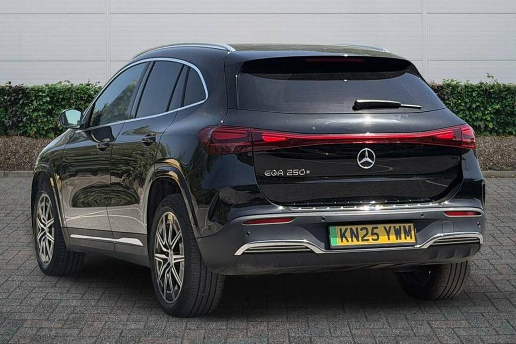 Mercedes-Benz EQA 250 140Kw Amg Line Executive 70.5Kwh KN25YWM Black #5