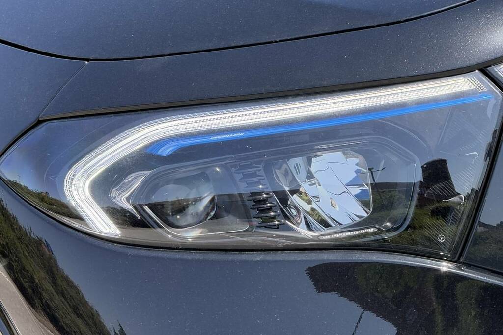 Mercedes-Benz EQA 250 140Kw Amg Line Executive 70.5Kwh KN25YWM Black #2