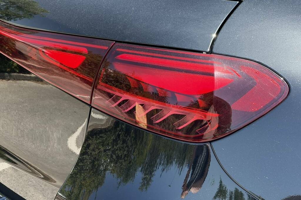 Mercedes-Benz EQA 250 140Kw Amg Line Executive 70.5Kwh KN25YWM Black #3