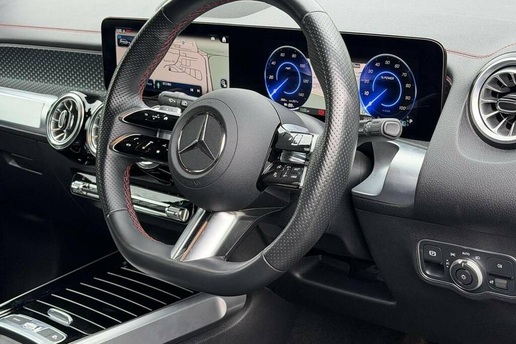 Mercedes-Benz EQB 250 140Kw Amg Line Executive 70.5Kwh Grey #4