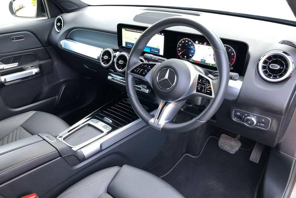 Mercedes-Benz GLB Class 200 Sport Executive 7G-tronic KN25ZCX Grey #4