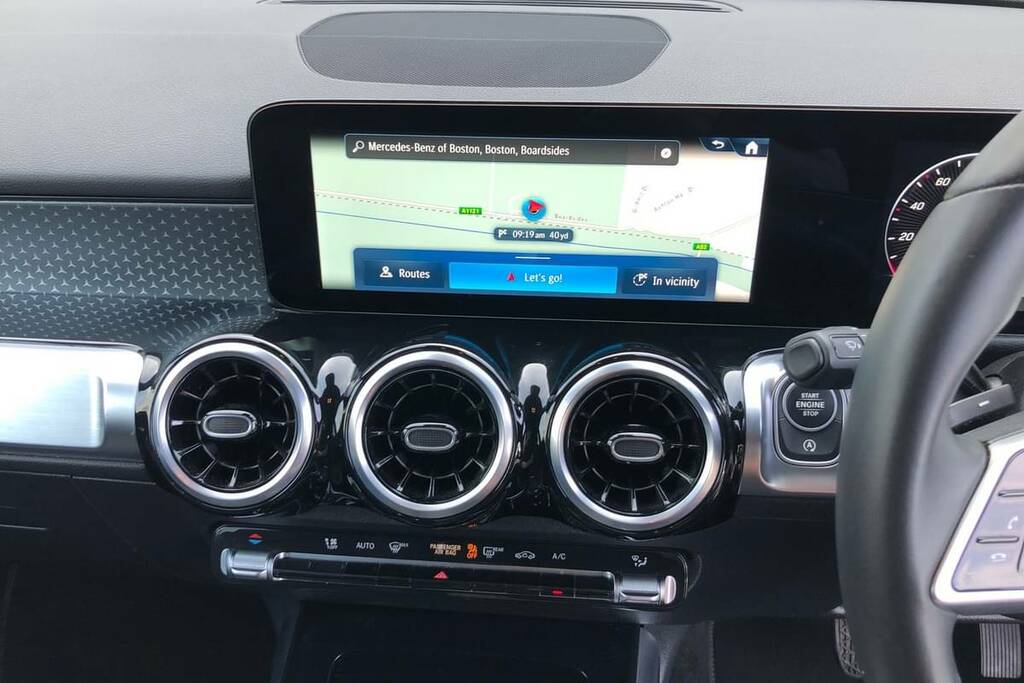 Mercedes-Benz GLB Class 200 Sport Executive 7G-tronic KN25ZCX Grey #3