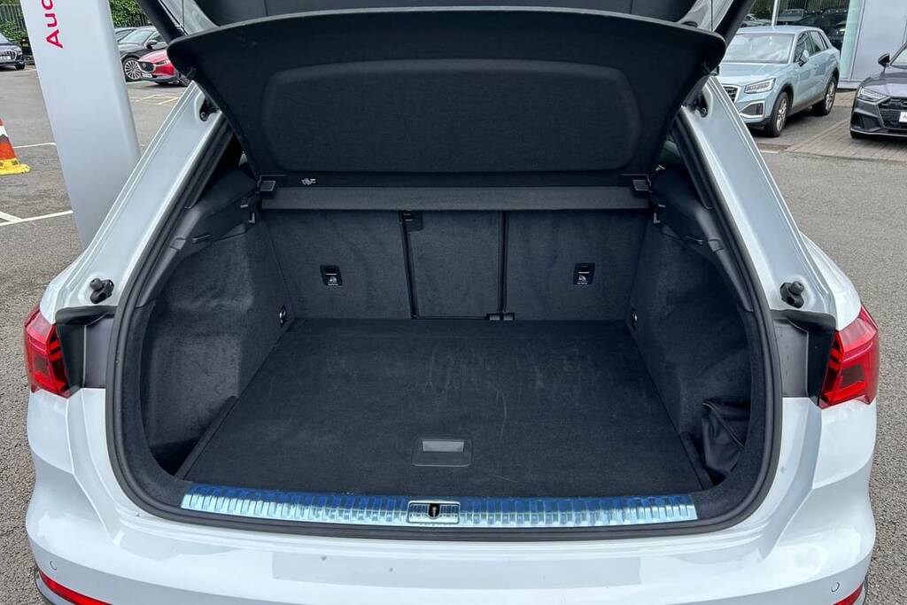 Audi Q3 40 Tfsi Quattro Black Edition S Tronic White #2