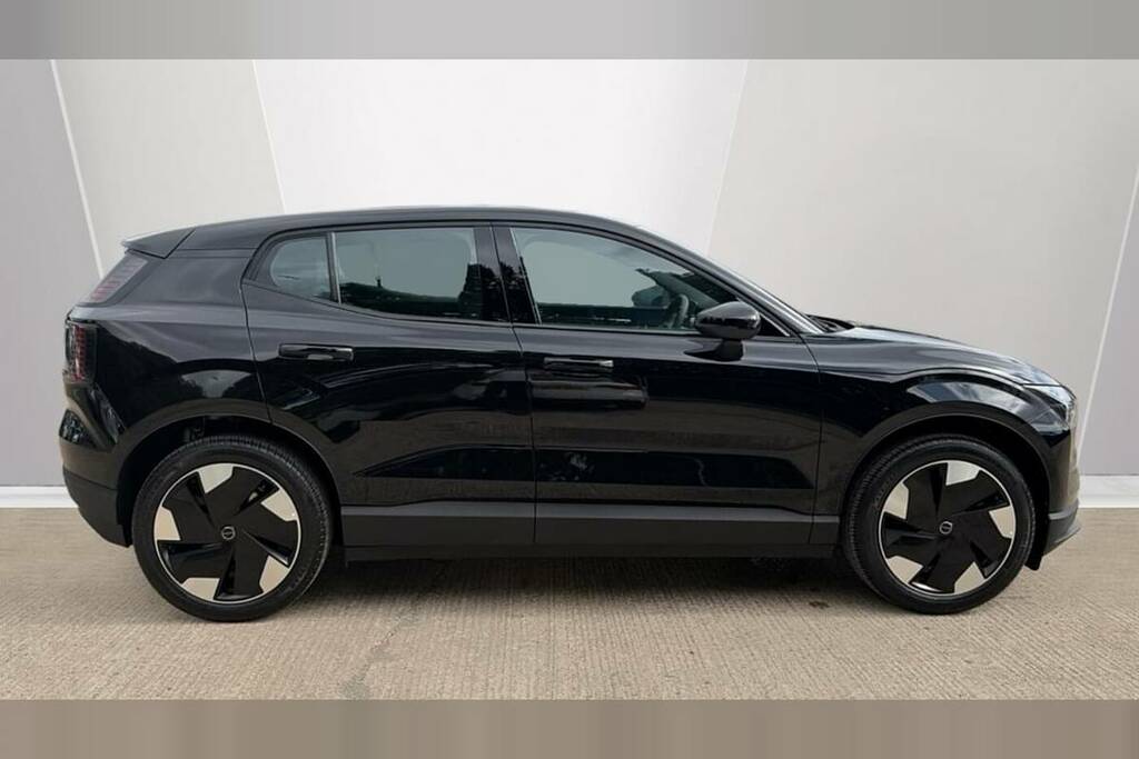 Volvo EX30 200Kw Sm Extended Range Plus 69Kwh Black #3