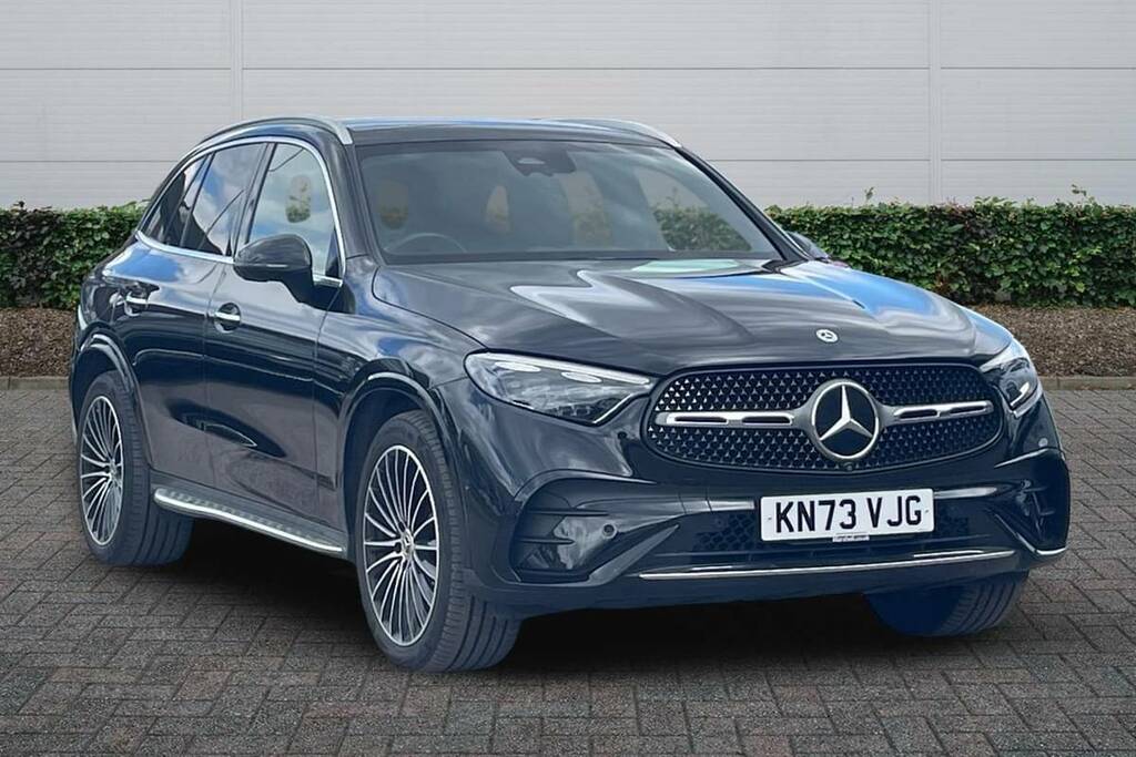 Mercedes-Benz GLC Class 300D 4Matic Amg Line Premium 9G-tronic Black