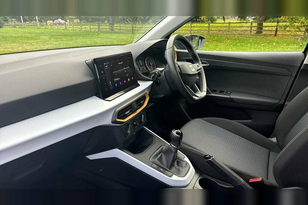 Seat Arona 1.0 Tsi Se Technology Grey #2