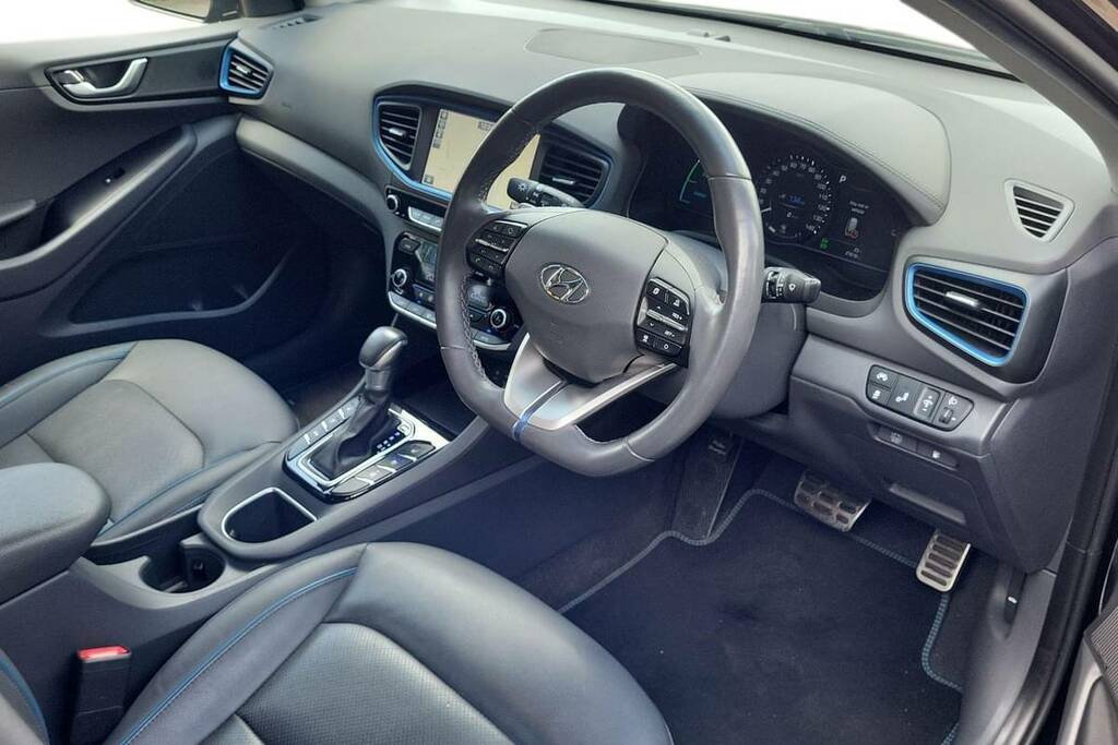 Hyundai Ioniq 1.6 Gdi Hybrid Premium Se Dct Black #4