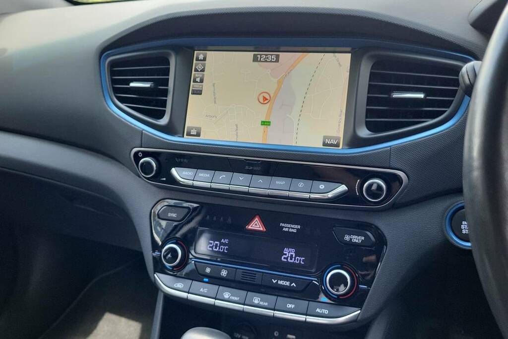 Hyundai Ioniq 1.6 Gdi Hybrid Premium Se Dct Black #3