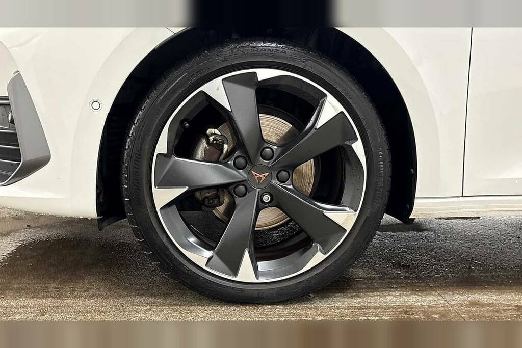 Cupra Leon 1.5 Etsi V1 Dsg White #5