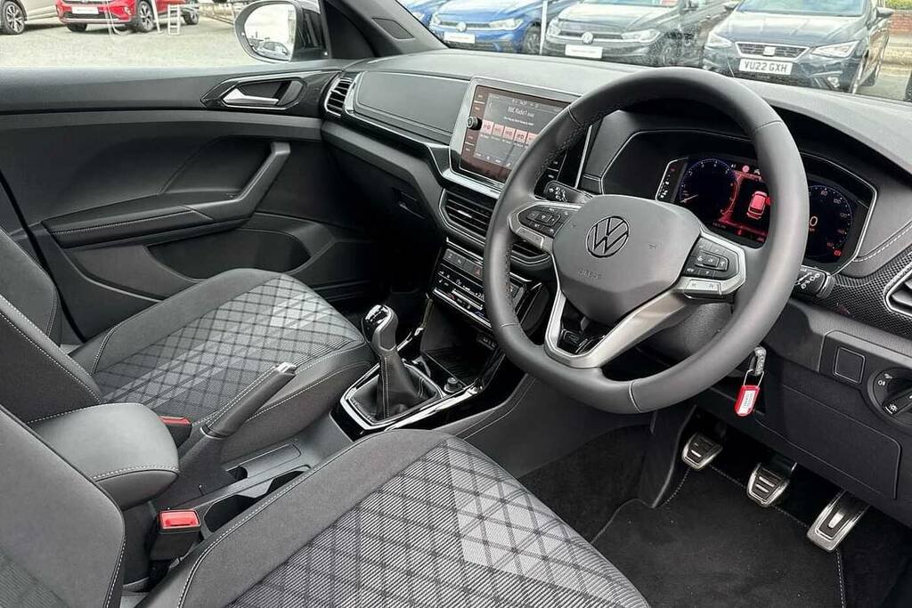Volkswagen T-Cross 1.0 Tsi Black Edition White #6