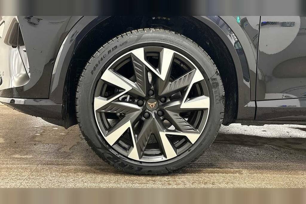 Cupra Formentor 1.5 Tsi 150 V2 Black #5