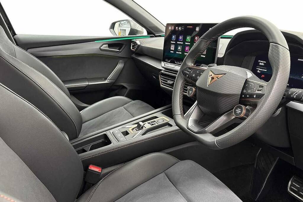 Cupra Leon 1.5 Etsi 150 V2 Dsg Black #6