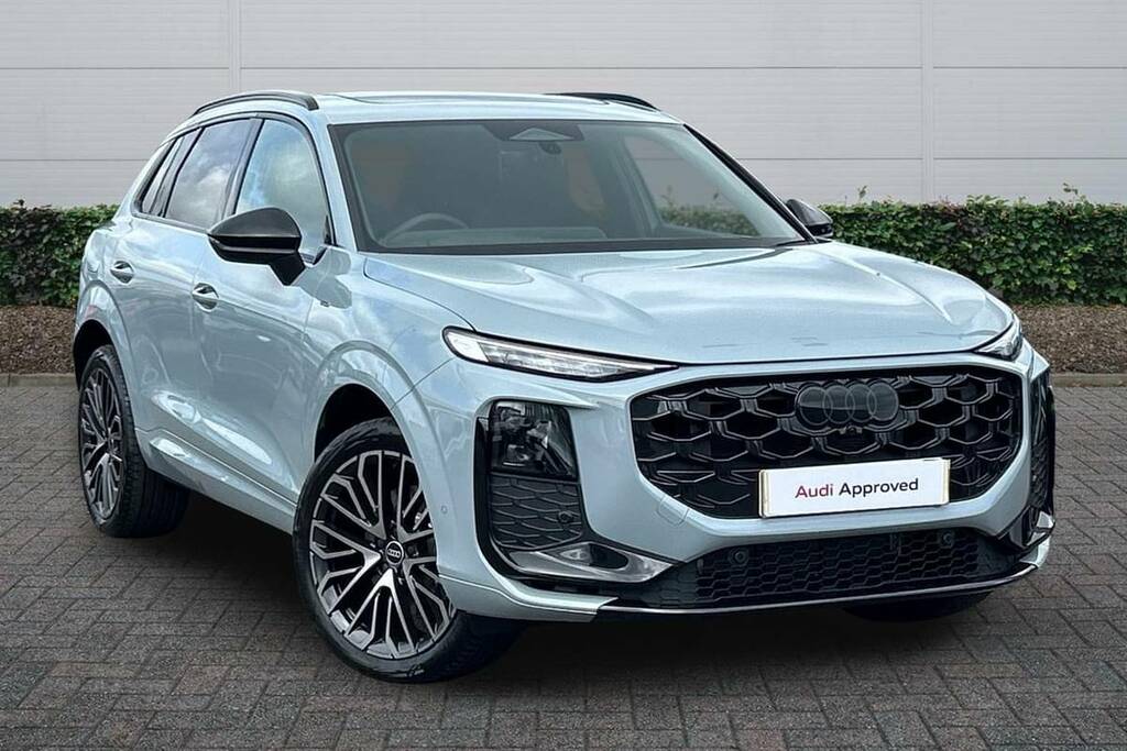 Audi Q3 1.5 E-hybrid Edition 1 S Tronic Grey