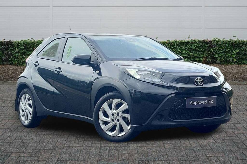 Toyota Aygo X 1.0 Vvt-i Pure Black