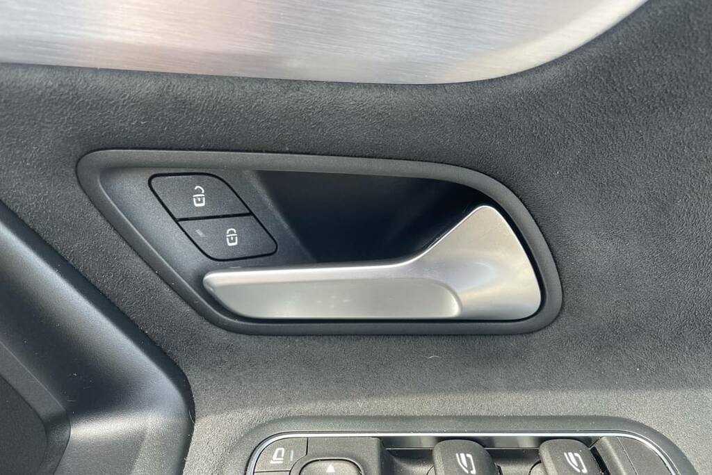 Mercedes-Benz A Class A200d Exclusive Edition Silver #6