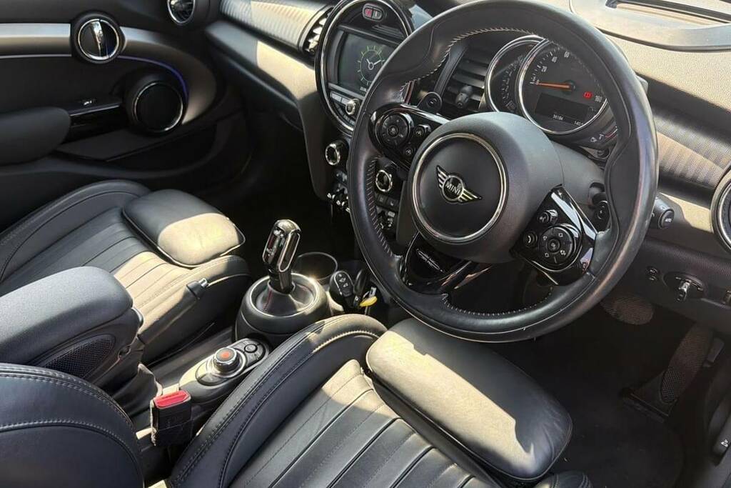 Mini Hatch 2.0 Cooper S Exclusive II KV20XHL Black #6
