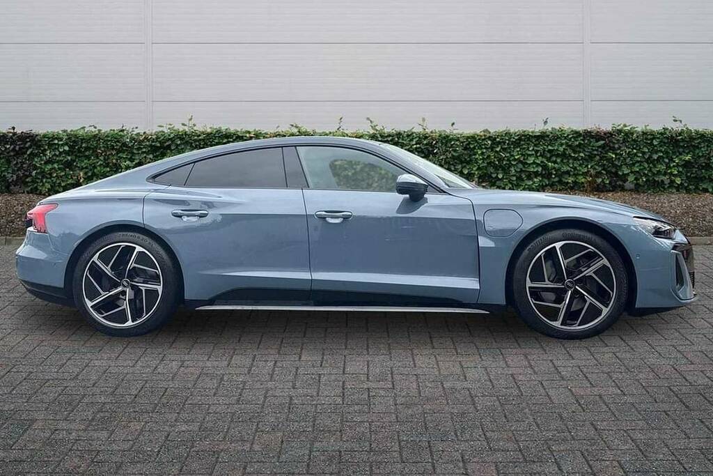 Audi E Tron GT 370Kw 105Kwh Quattro Grey #4