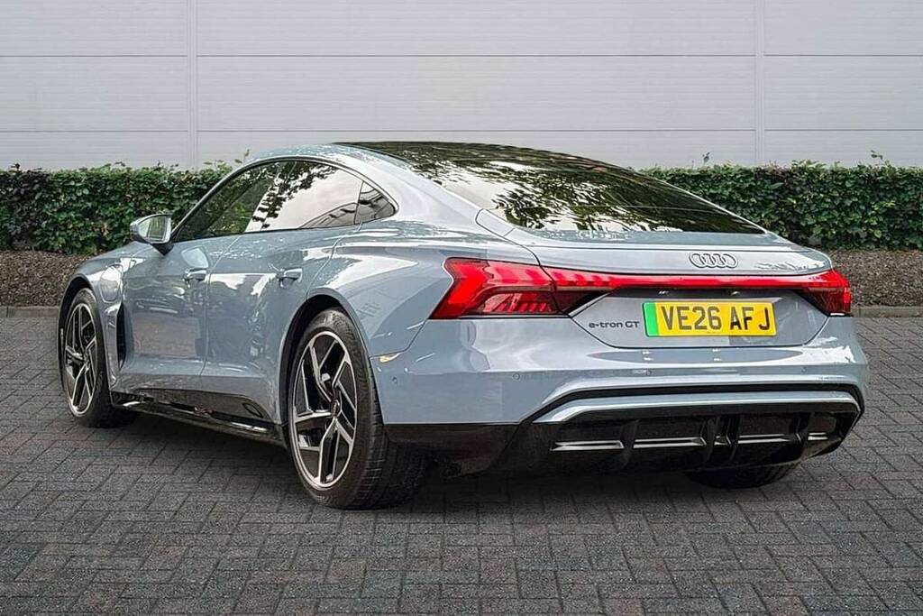 Audi E Tron GT 370Kw 105Kwh Quattro Grey #3