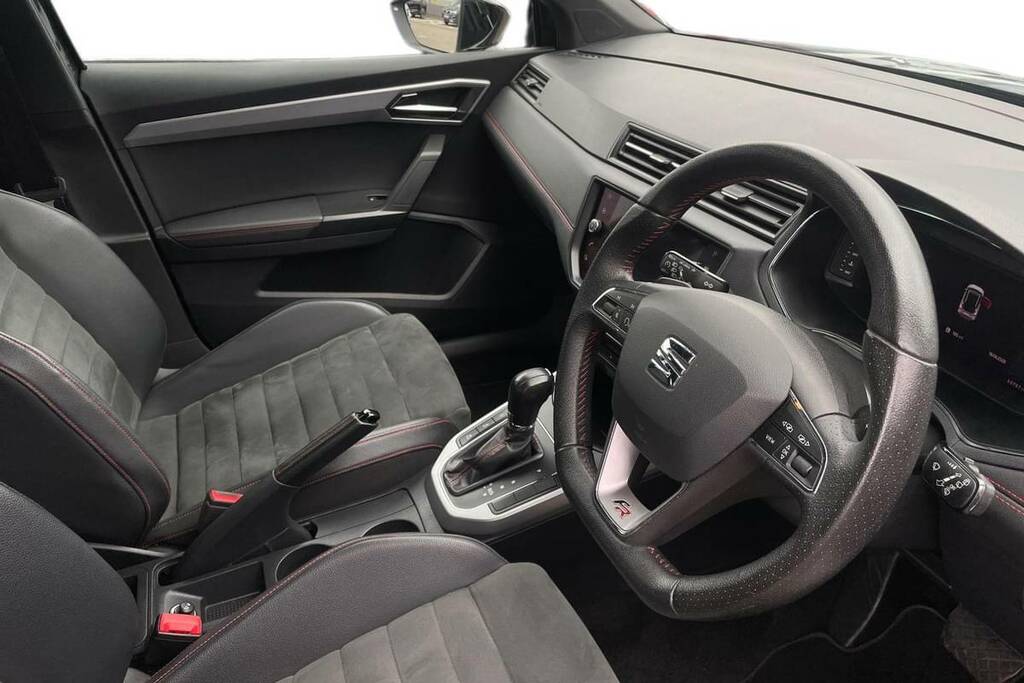 Seat Arona 1.0 Tsi 115 Fr Sport Ez Dsg Grey #4