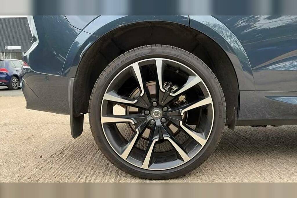 Volvo XC60 2.0 T8 455 Rc Phev Ultimate Dark Awd Gtron Blue #4
