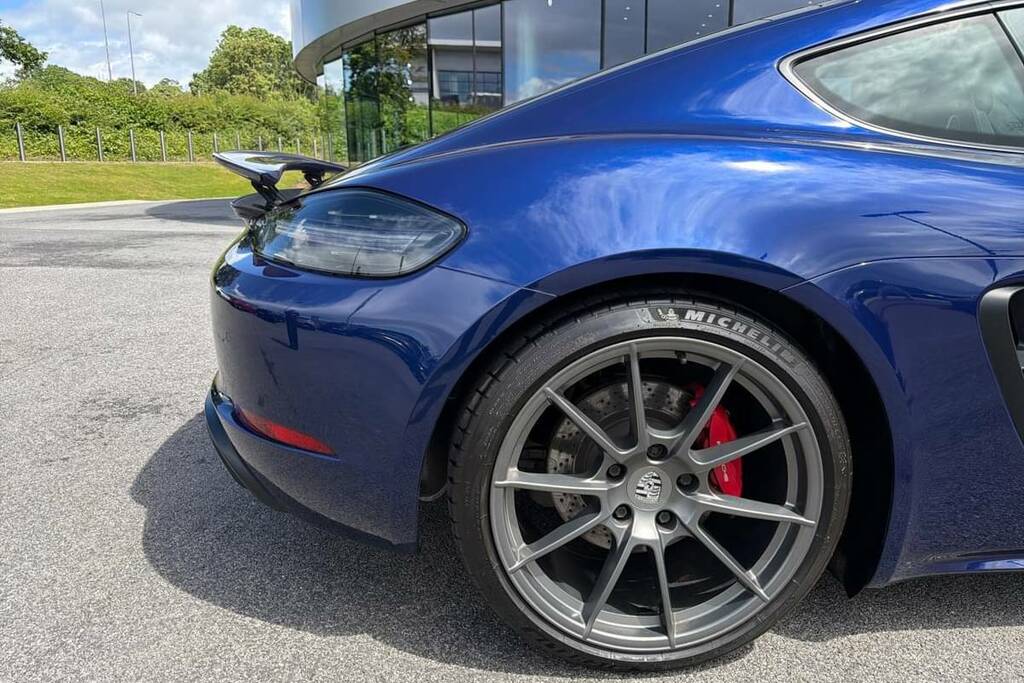 Porsche Cayman 4.0 Gts Pdk Red #46