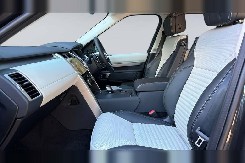 Land Rover Discovery 3.0 D350 Tempest Grey #3