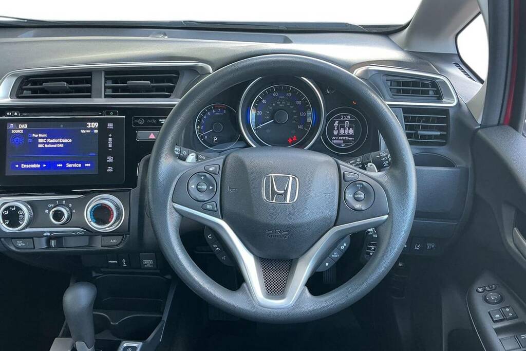 Honda Jazz 1.3 I-vtec Se Cvt Red #5