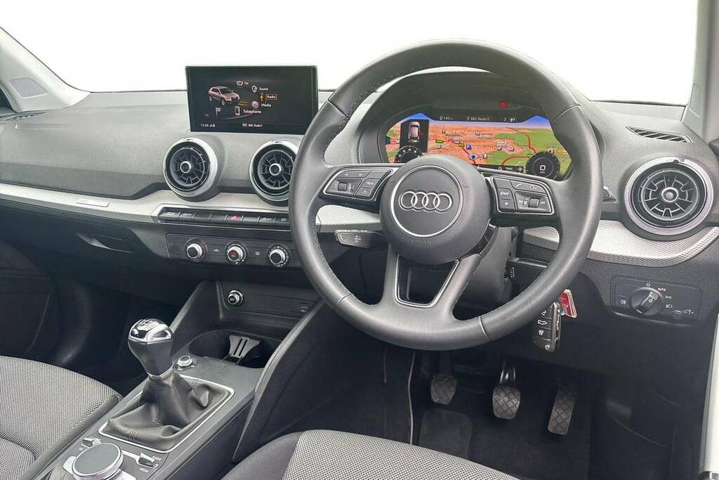 Audi Q2 30 Tfsi Sport Grey #4