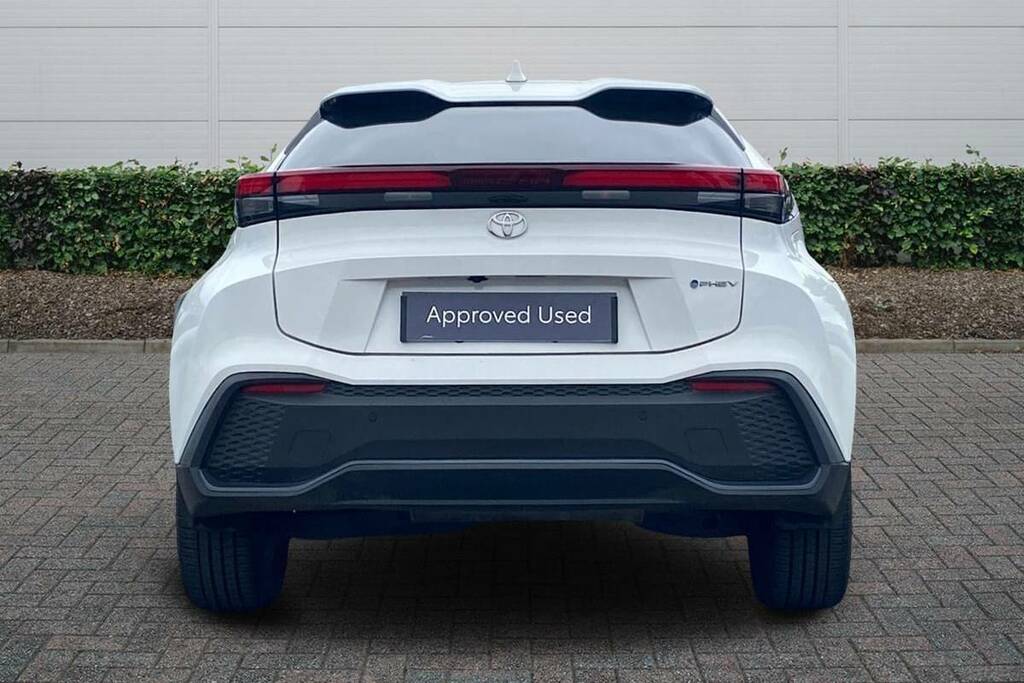 Toyota C-Hr 2.0 Phev Design Cvt WN75UJG White #4