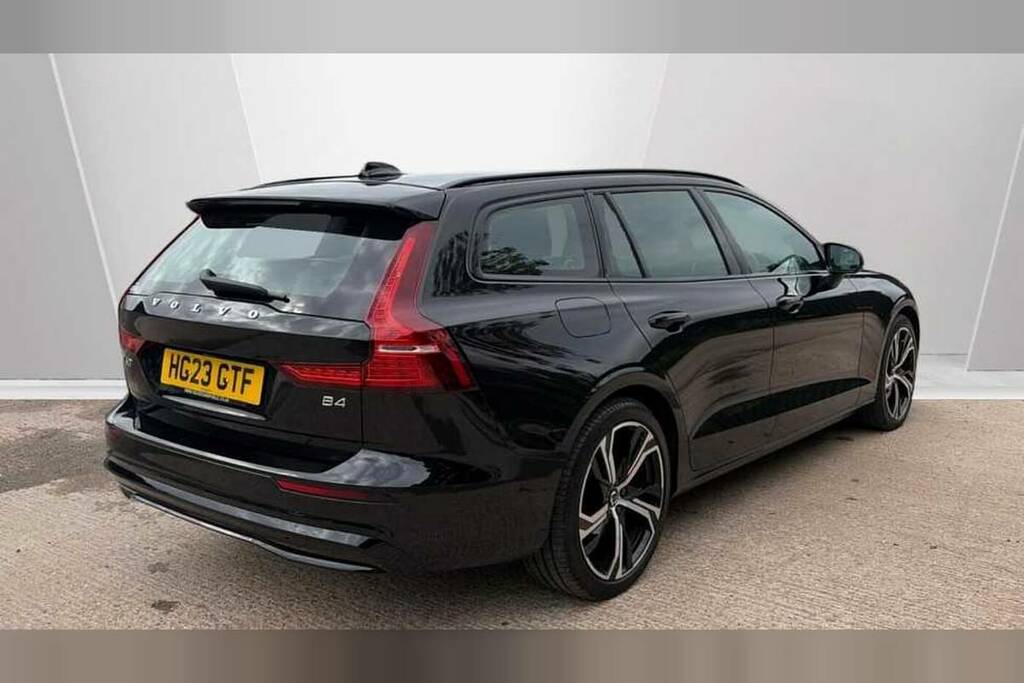 Volvo V60 2.0 B4p Plus Dark 7 Speed Black #2
