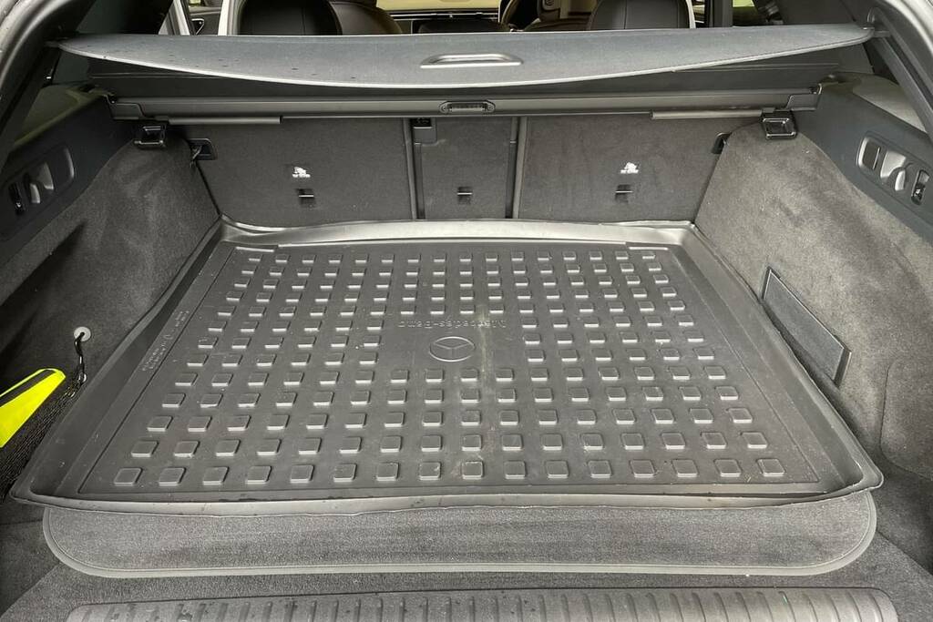 Mercedes-Benz E Class E200 Amg Line Premium Plus 9G-tronic Grey #2