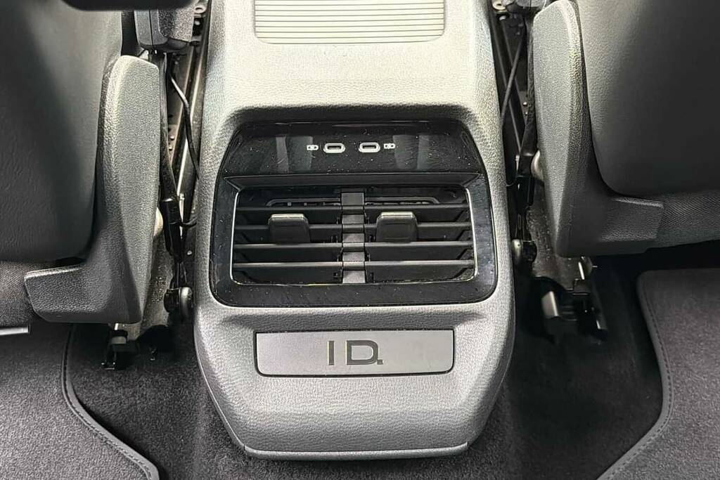 Volkswagen ID.4 Pro 77Kwh Match Black #14