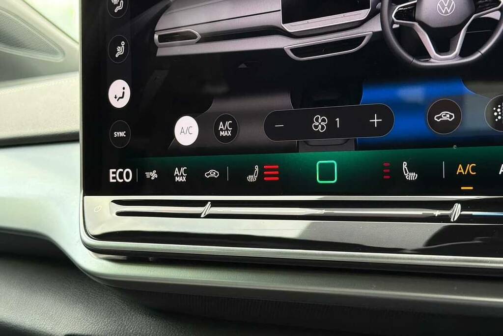 Volkswagen ID.4 Pro 77Kwh Match Black #19