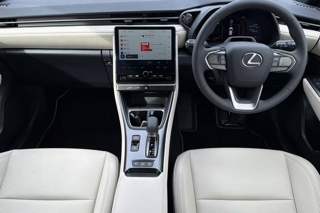 Lexus LBX 1.5 Premium Plus E-cvt #6