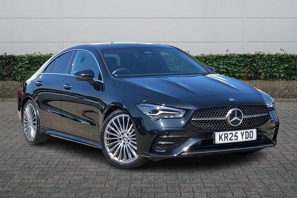 Mercedes-Benz CLA Class 180 Amg Line Premium Tip Black