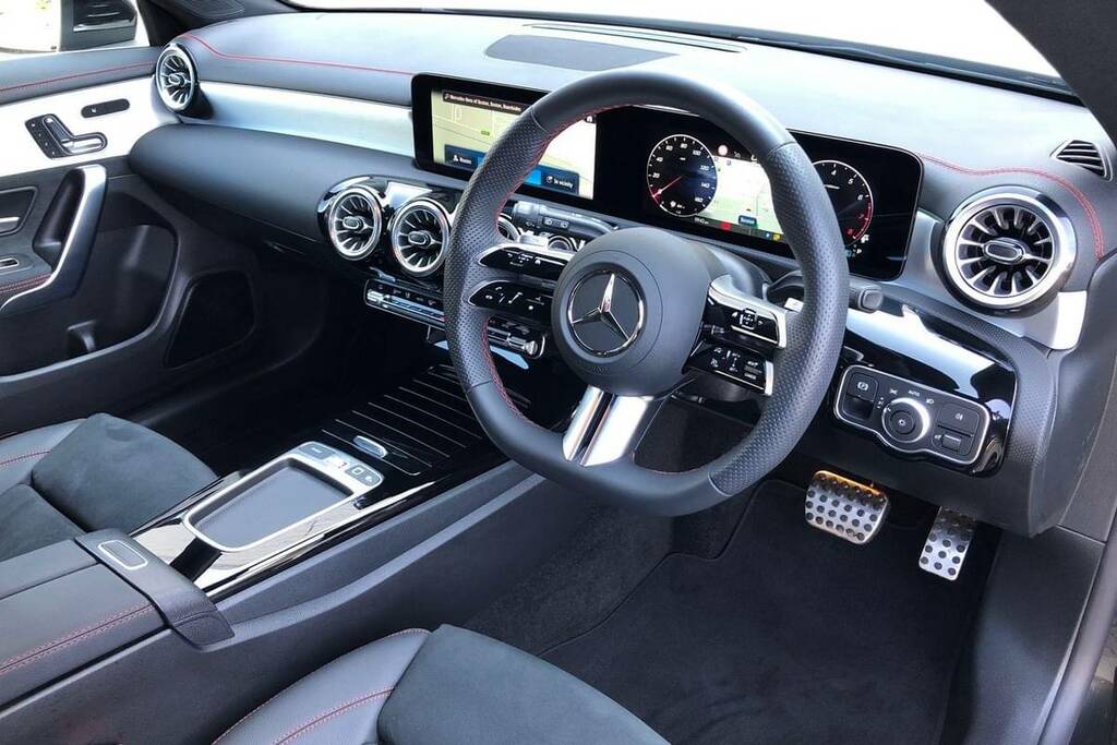 Mercedes-Benz CLA Class 180 Amg Line Premium Tip KR25UWK Black #4