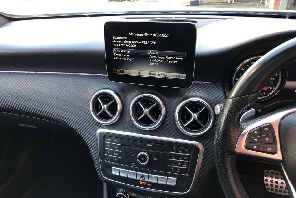 Mercedes-Benz A Class A200 Amg Line Executive DU67GZG White #3