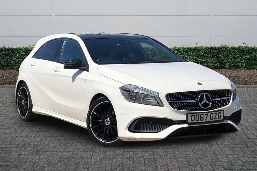 Mercedes-Benz A Class A200 Amg Line Executive DU67GZG White