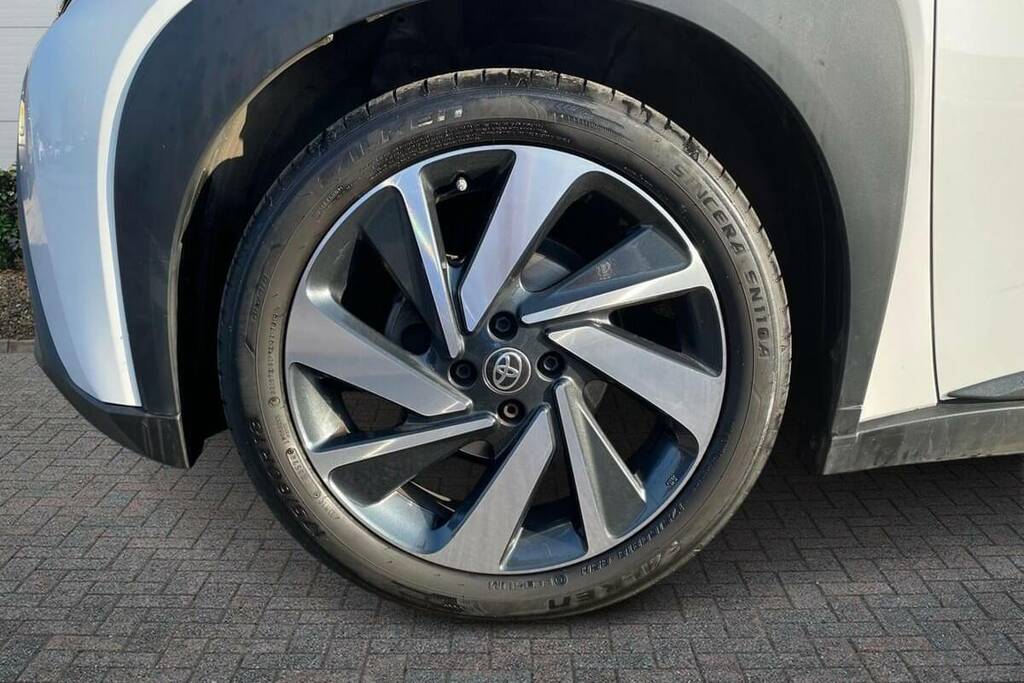 Toyota Aygo X 1.0 Vvt-i Edge White #6