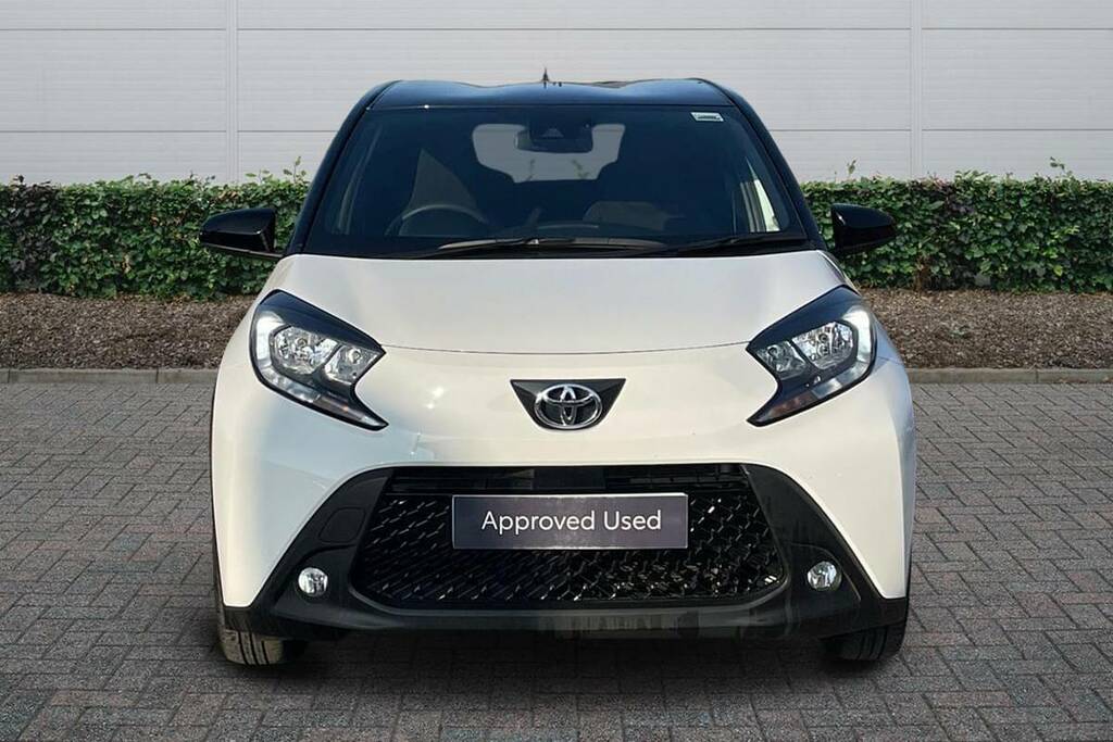 Toyota Aygo X 1.0 Vvt-i Edge White #3