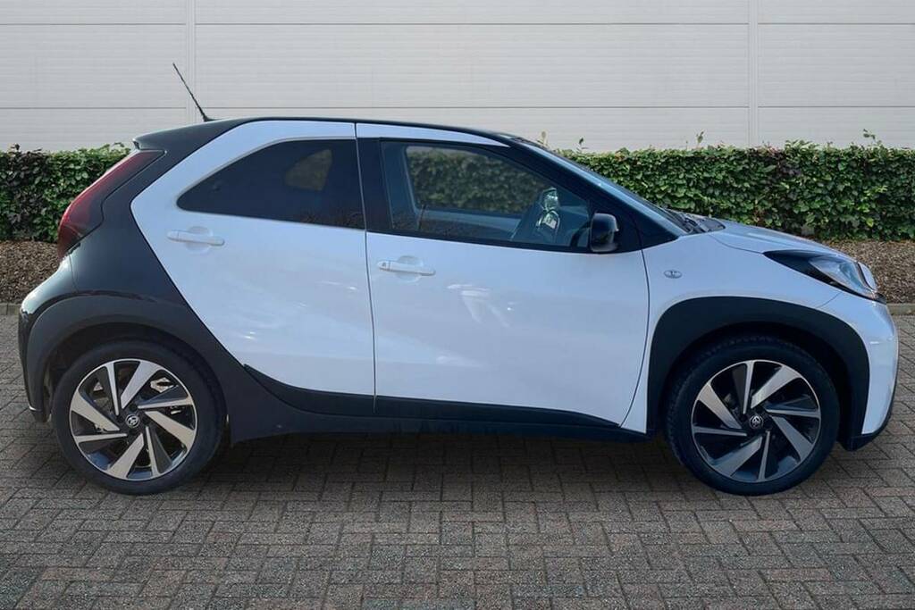 Toyota Aygo X 1.0 Vvt-i Edge White #5