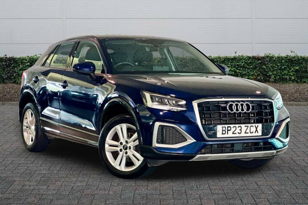Audi Q2 30 Tfsi Sport Blue