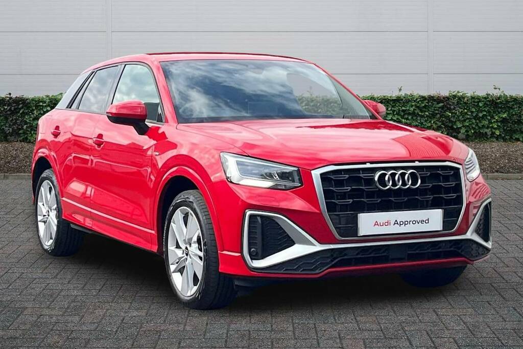 Audi Q2 35 Tfsi S Line S Tronic Red