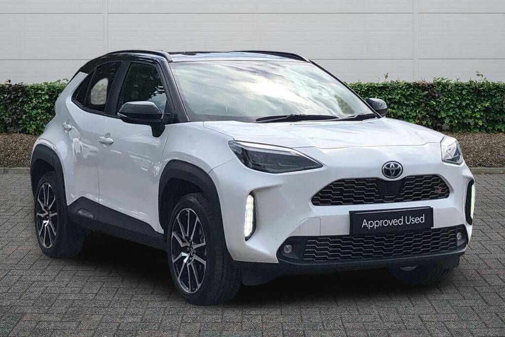 Toyota Yaris Cross 1.5 Hybrid Gr Sport Cvt White