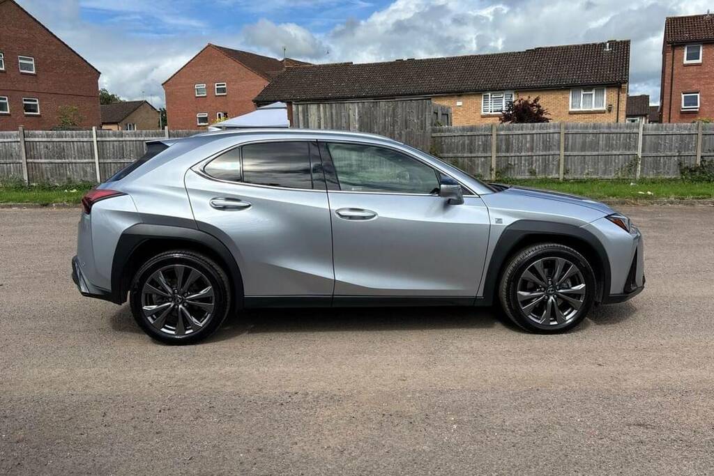 Lexus UX Estate Grey #23